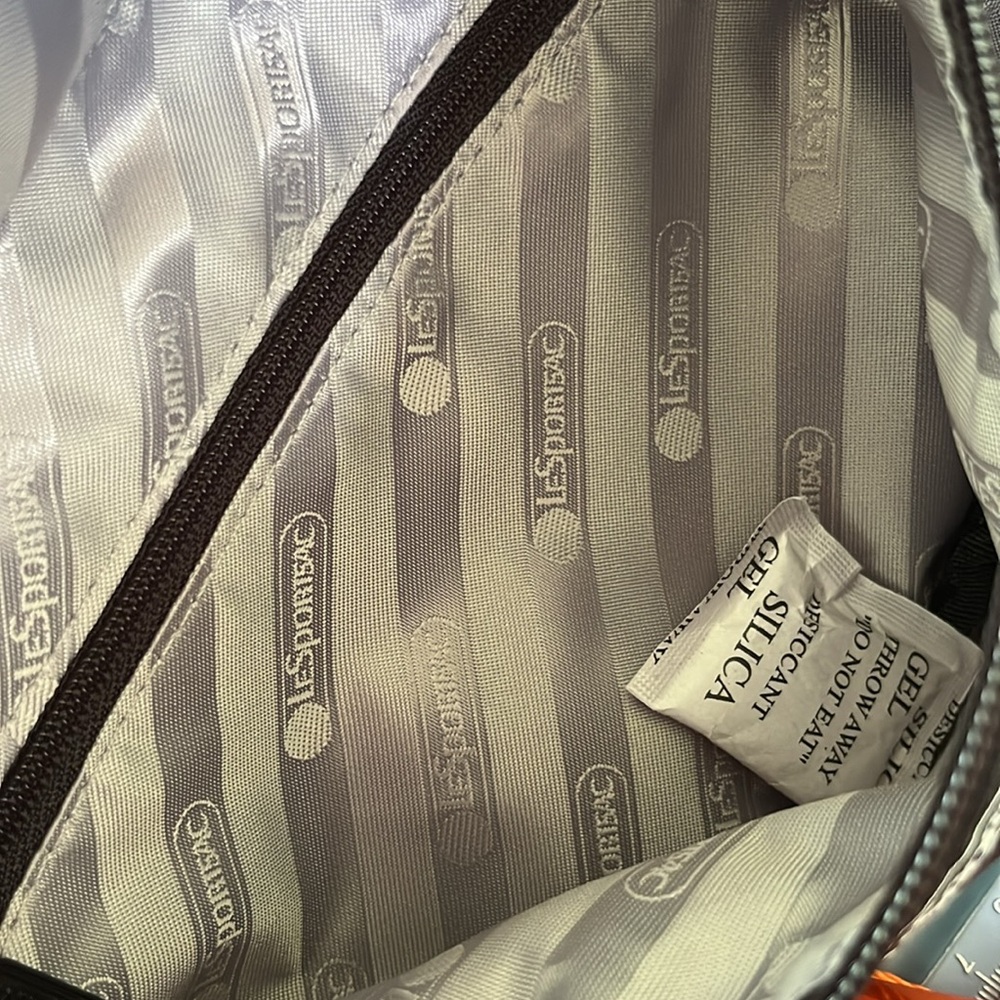 LeSportsac BELT BAG Carlin-Croc Embossed NWOT Hands Free great for travel - Picture 8 of 10